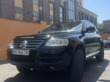 Авто Volkswagen Touareg 2004 № 7800209