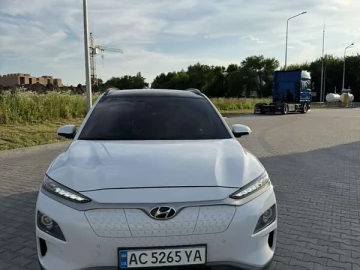 Авто Hyundai Kona Electric 2019 № 7800328