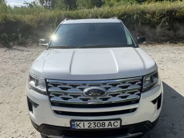 Авто Ford Explorer 2018 № 7800362