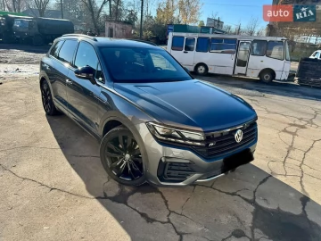 Авто Volkswagen Touareg 2019 № 7800389