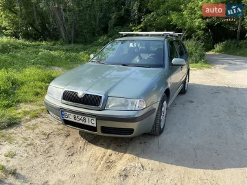 Авто Skoda Octavia 2002 № 7800447
