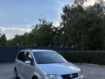 Авто Volkswagen Touran 2006 № 7800487