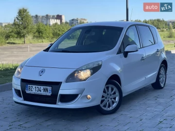 Авто Renault Scenic 2012 № 7800536
