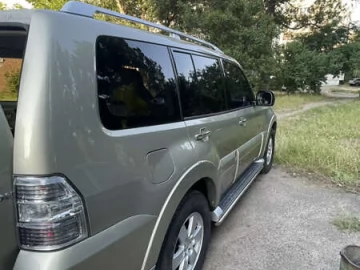 Авто Mitsubishi Pajero 2008 № 7800646