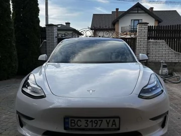 Авто Tesla Model 3 2018 № 7800683