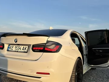 Авто BMW 3 Series 2017 № 7800699