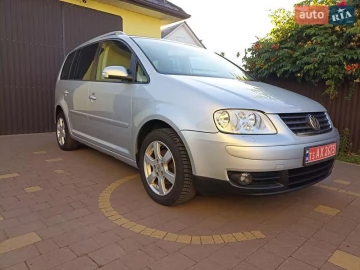 Авто Volkswagen Touran 2004 № 7800804