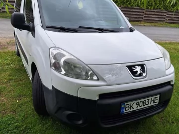Авто Peugeot Partner 2011 № 7800836