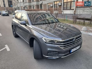 Авто Volkswagen Touareg 2022 № 7801050