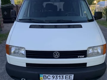 Авто Volkswagen Transporter 2000 № 7801081