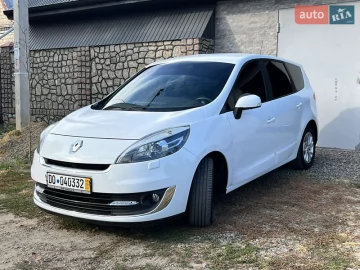 Авто Renault Grand Scenic 2013 № 7801085