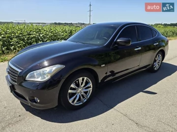 Авто Infiniti M25 2011 № 7801099