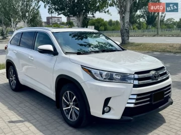 Авто Toyota Highlander 2017 № 7801156