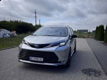 Авто Toyota Sienna 2021 № 7801221