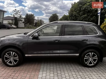 Авто Volkswagen Touareg 2013 № 7801305