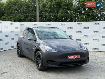 Авто Tesla Model Y 2021 № 7801464