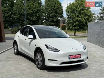 Авто Tesla Model Y 2021 № 7801465
