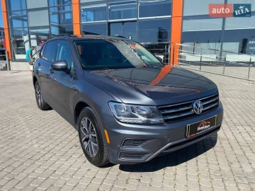 Авто Volkswagen Tiguan 2017 № 7801637