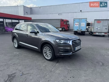Авто Audi Q7 2018 № 7801669