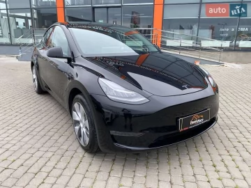 Авто Tesla Model Y 2023 № 7801674