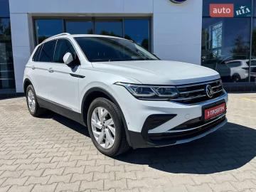 Авто Volkswagen Tiguan 2021 № 7801676