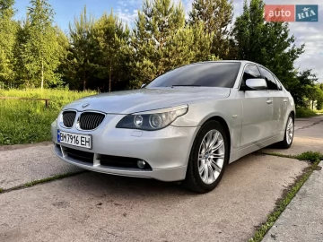 Авто BMW 5 Series 2003 № 7801778