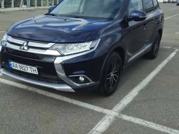 Авто Mitsubishi Outlander 2018 № 7801856