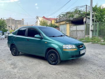 Авто Chevrolet Aveo 2005 № 7801931