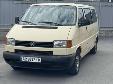 Авто Volkswagen Transporter 2000 № 7801955