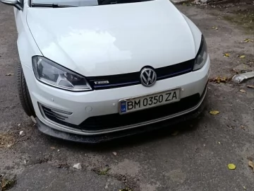 Авто Volkswagen E-Golf 2016 № 7802051
