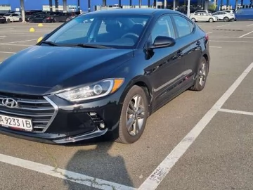 Авто Hyundai Elantra 2018 № 7802078