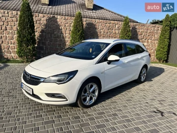 Авто Opel Astra 2019 № 7802079