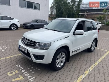 Авто Suzuki Grand Vitara 2013 № 7802121