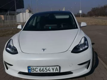 Авто Tesla Model 3 2019 № 7802140