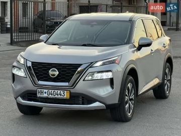 Авто Nissan Rogue 2021 № 7802203