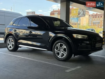 Авто Audi Q5 2017 № 7802204