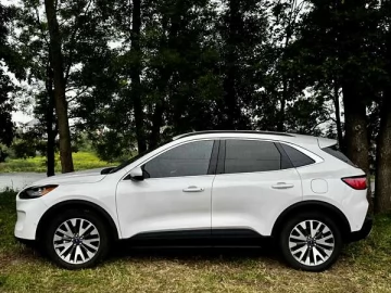 Авто Ford Escape 2020 № 7802207