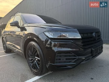 Авто Volkswagen Touareg 2021 № 7802251