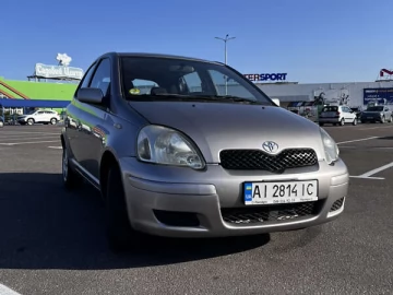 Авто Toyota Yaris 2004 № 7802281