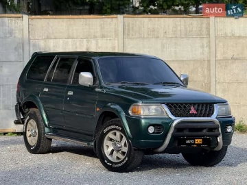 Авто Mitsubishi Pajero Sport 2000 № 7802335