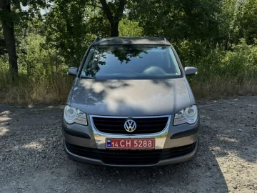 Авто Volkswagen Touran 2009 № 7802385