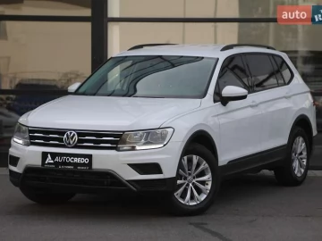 Авто Volkswagen Tiguan 2018 № 7802524