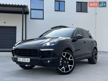 Авто Porsche Cayenne 2016 № 7802570