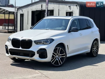 Авто BMW X5 2022 № 7802593