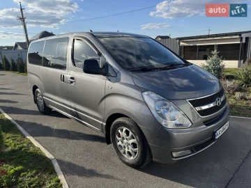Авто Hyundai H-1 2011 № 7802794