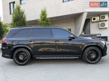 Авто Mercedes Gls-Class 2023 № 7802975