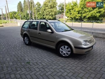 Авто Volkswagen Golf 2001 № 7803016