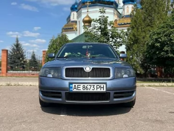 Авто Skoda Superb 2003 № 7803068