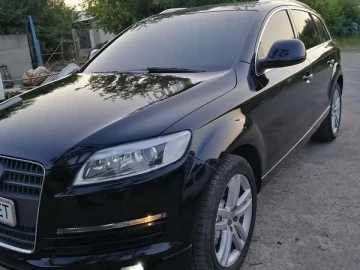 Авто Audi Q7 2006 № 7803265