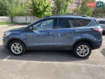 Авто Ford Escape 2018 № 7803294